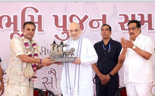 গুজরাটে ইস্কন মন্দিরের দ্বার উন্মোচন করলেন অমিত শাহ