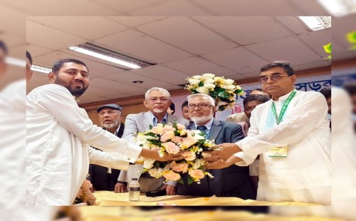 নরসিংদীতে বাংলাদেশ সড়ক পরিবহন মালিক সমিতির সাংগঠনিক সম্পাদক নির্বাচিত হলন সারোয়ার হোসেন মৃধা